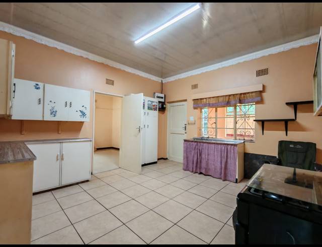 3 BEDROOM HOUSE FOR SALE IN THREE RIVERS